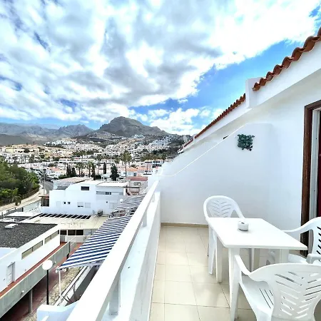 Bonito Apartamento Con Freewifi, Bien Comunicado En Tenerife Sur