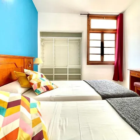 Bonito Apartamento Con Freewifi, Bien Comunicado En Tenerife Sur