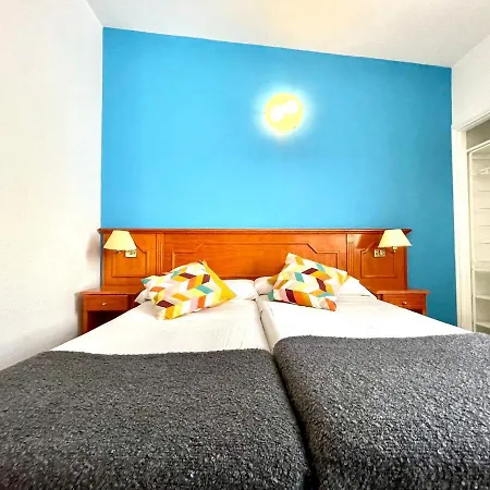 Bonito Apartamento Con Freewifi, Bien Comunicado En Tenerife Sur アパート